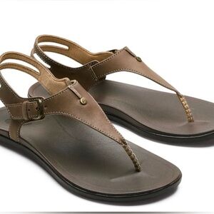 Olukai Ehei Brown T-Strap Sandals